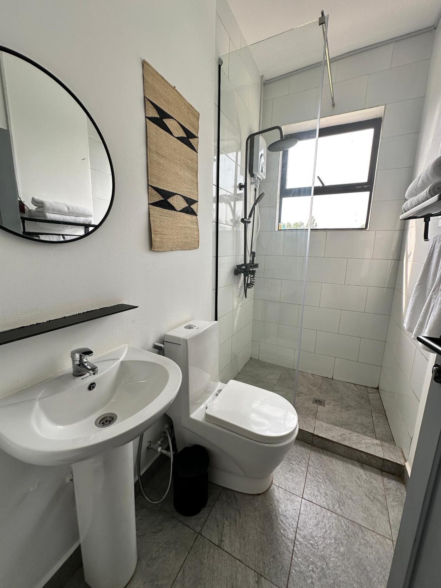 Coalescence Hotel Rwanda Kigali Exteriör bild