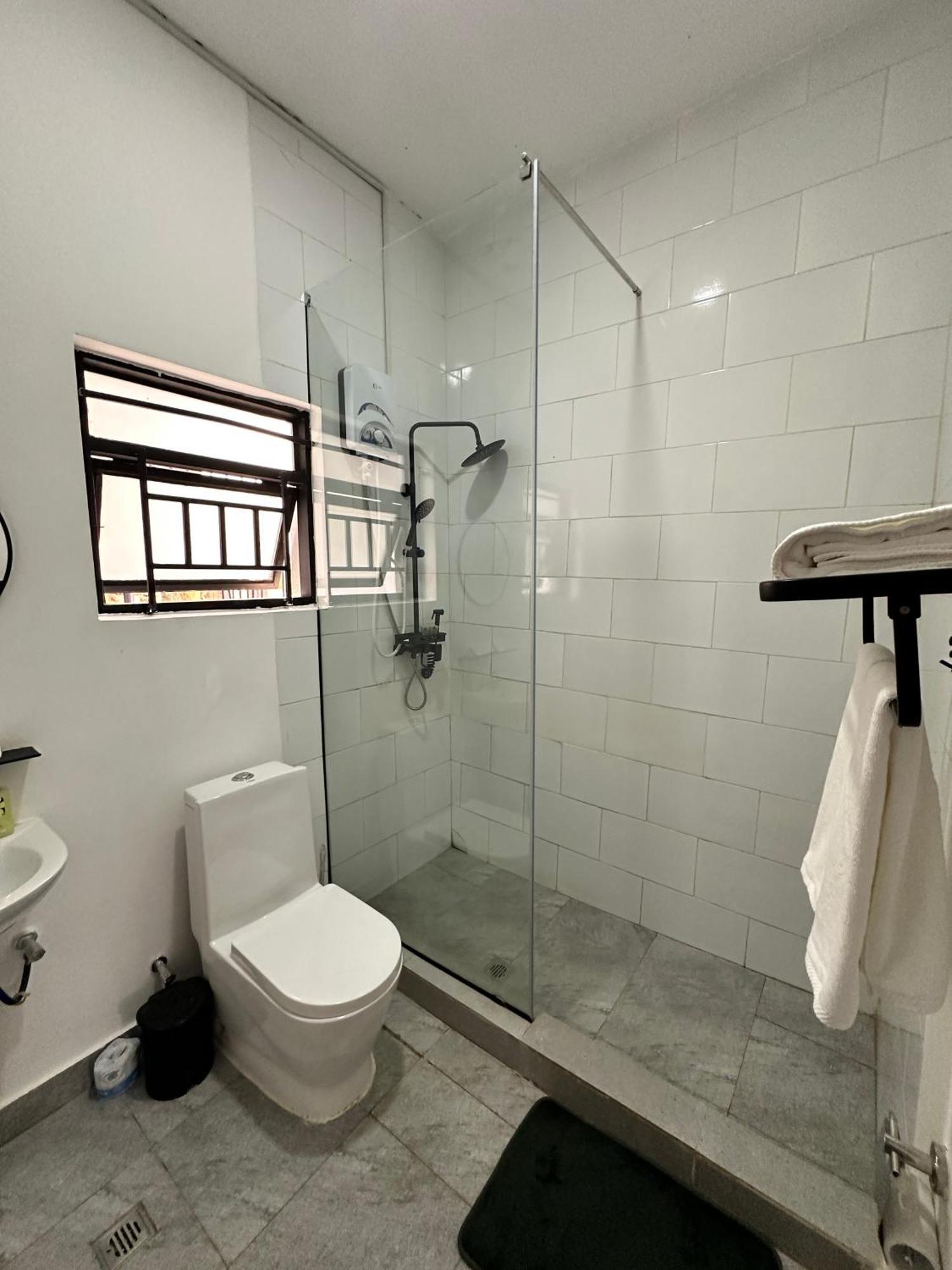 Coalescence Hotel Rwanda Kigali Exteriör bild